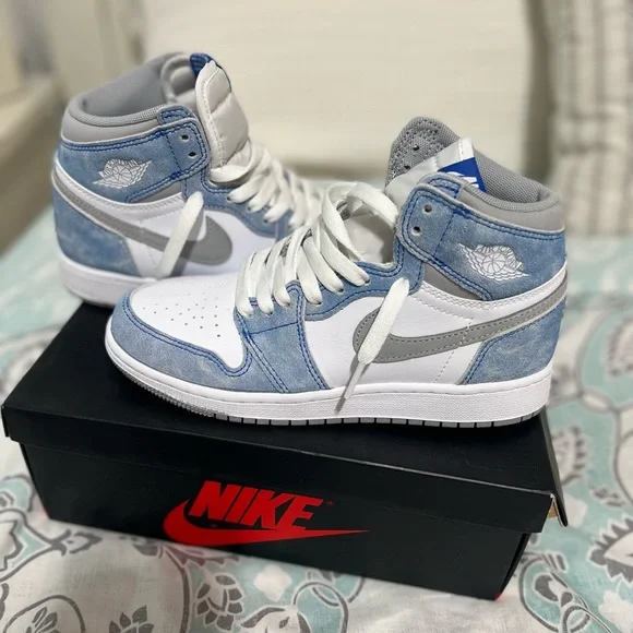 Nike Shoes Nike Air Jordan Retro High Og Poshmark